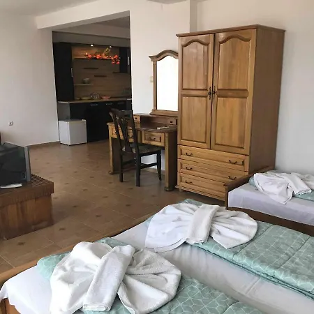 Guest house Hristovi *