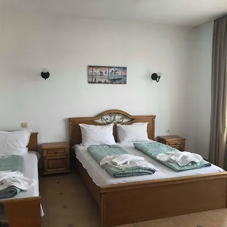 Hristovi Guest house *
